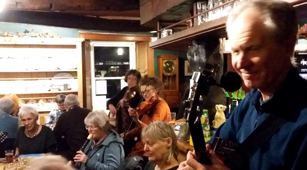 Folk musicians playing in the Old Hill Inn